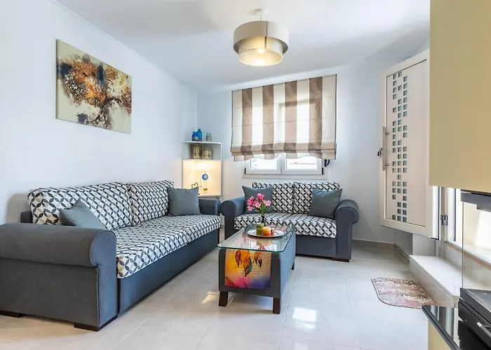 Nevila House